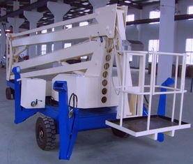 曲臂式升降機與登車橋高清大圖解析 工業(yè)應用的視覺指南