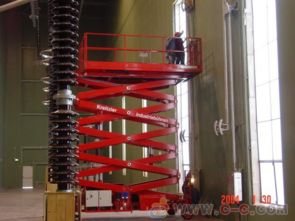 美國吉尼38米自行曲臂高空作業(yè)車