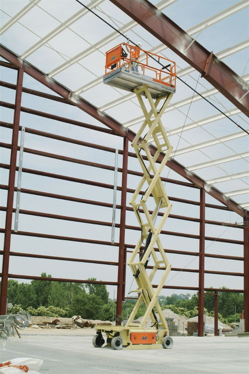 重慶涪陵專業(yè)高空作業(yè)設(shè)備租賃服務(wù) 高空車、升降車、路燈車一站式解決方案